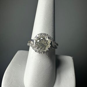 NWOT round cut Prasiolite and accent cz diamonds in sterling silver ring!